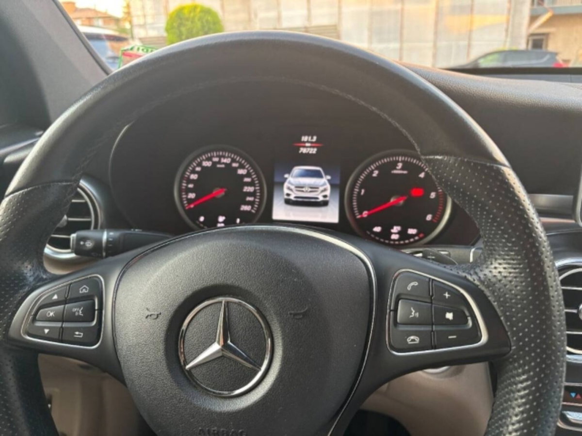 Mercedes-Benz GLC Coupé 250 d 4Matic Coupé Sport (17)