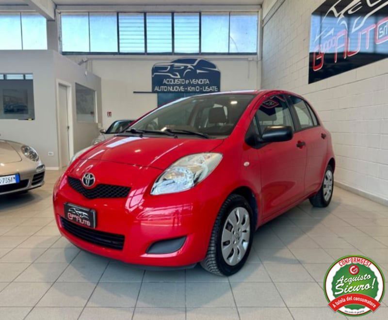 Toyota Yaris 1.0 5 porte Now