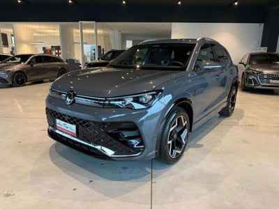 Volkswagen Tiguan 2.0 tdi R-Line 150cv dsg usata