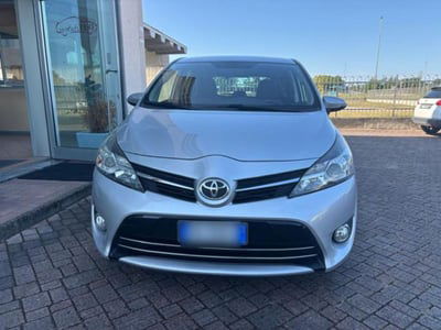 Toyota Verso 1.6 D-4D Style usata
