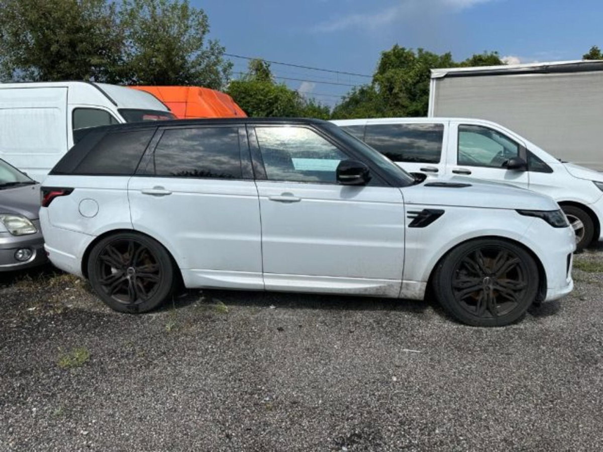 Land Rover Range Rover Sport 3.0 TDV6 HSE Dynamic (4)
