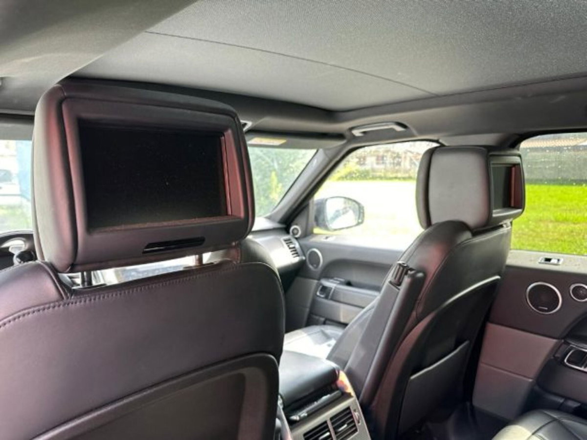 Land Rover Range Rover Sport 3.0 TDV6 HSE Dynamic (9)