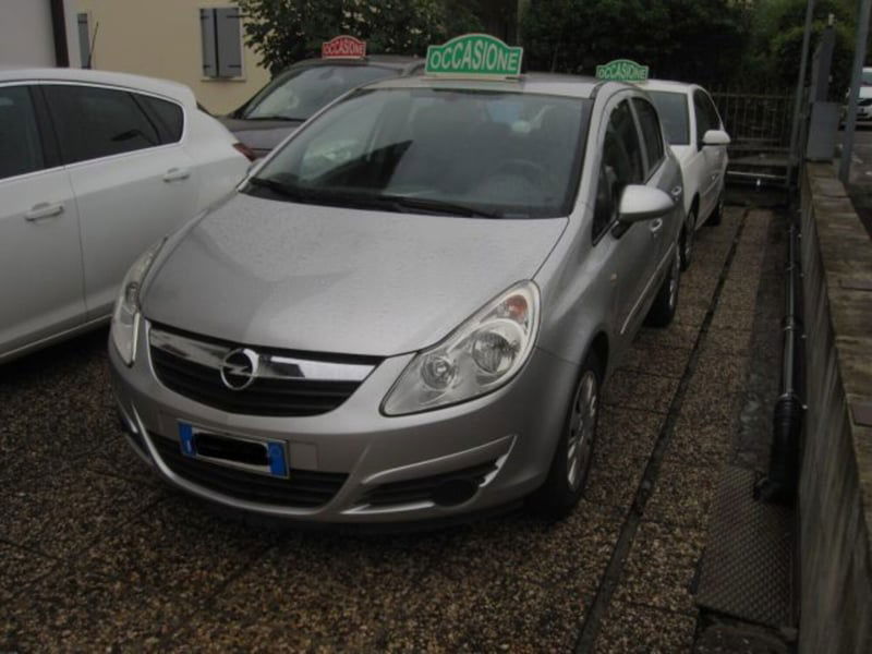 Opel Corsa 1.2 5 porte Club
