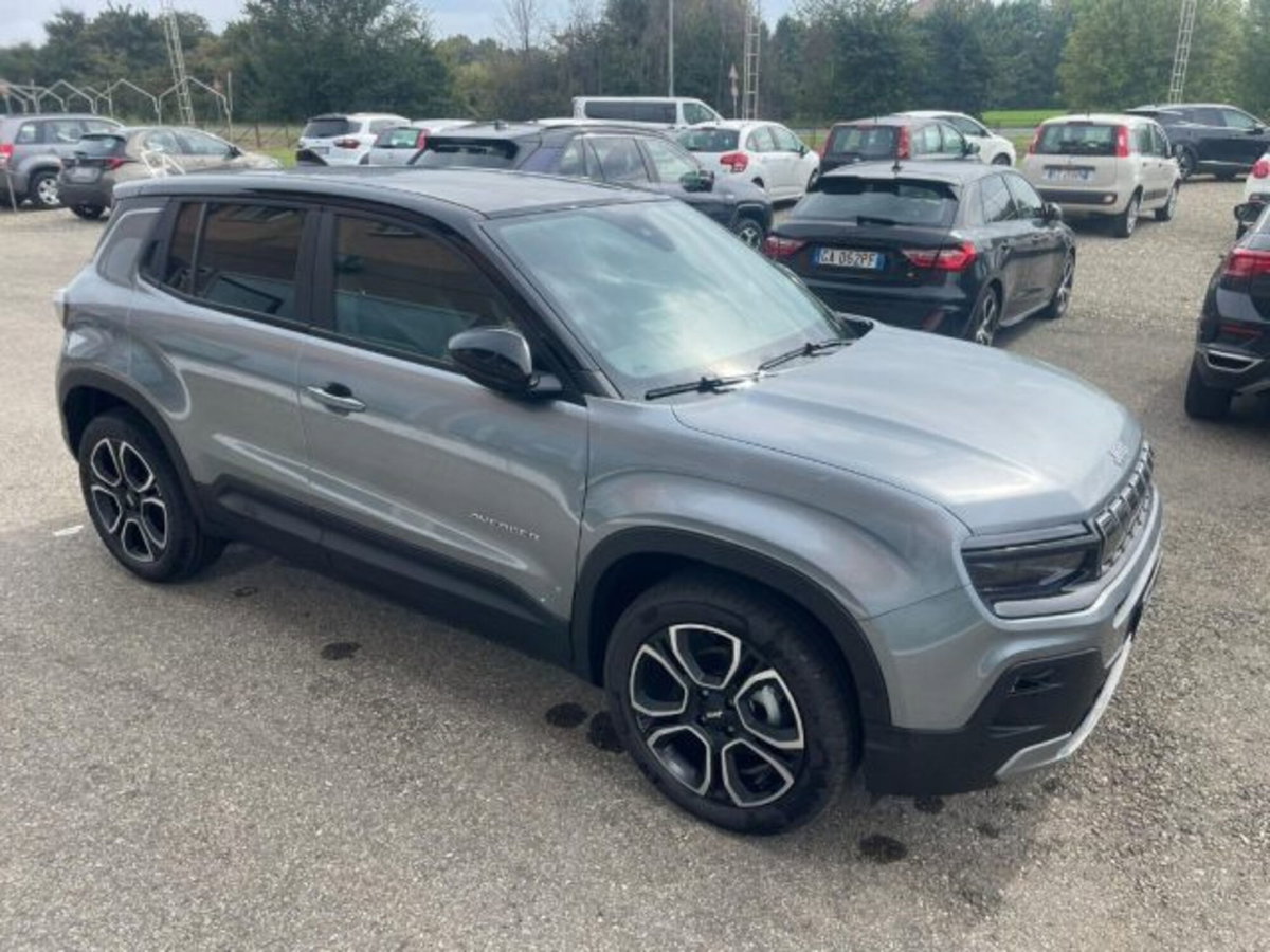 Jeep Avenger 1.2 turbo Summit fwd 100cv (7)