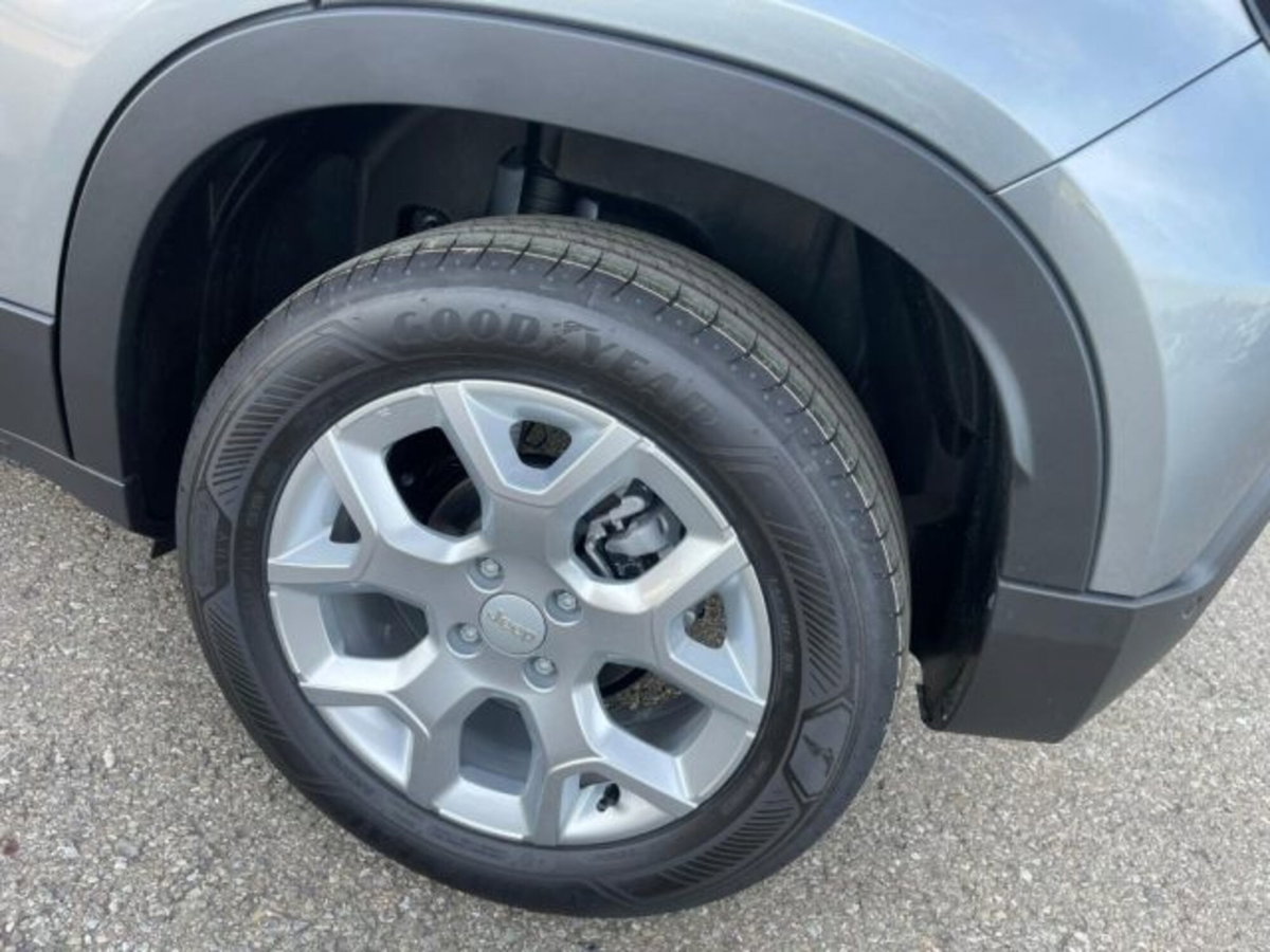 Jeep Avenger 1.2 turbo Altitude fwd 100cv (11)