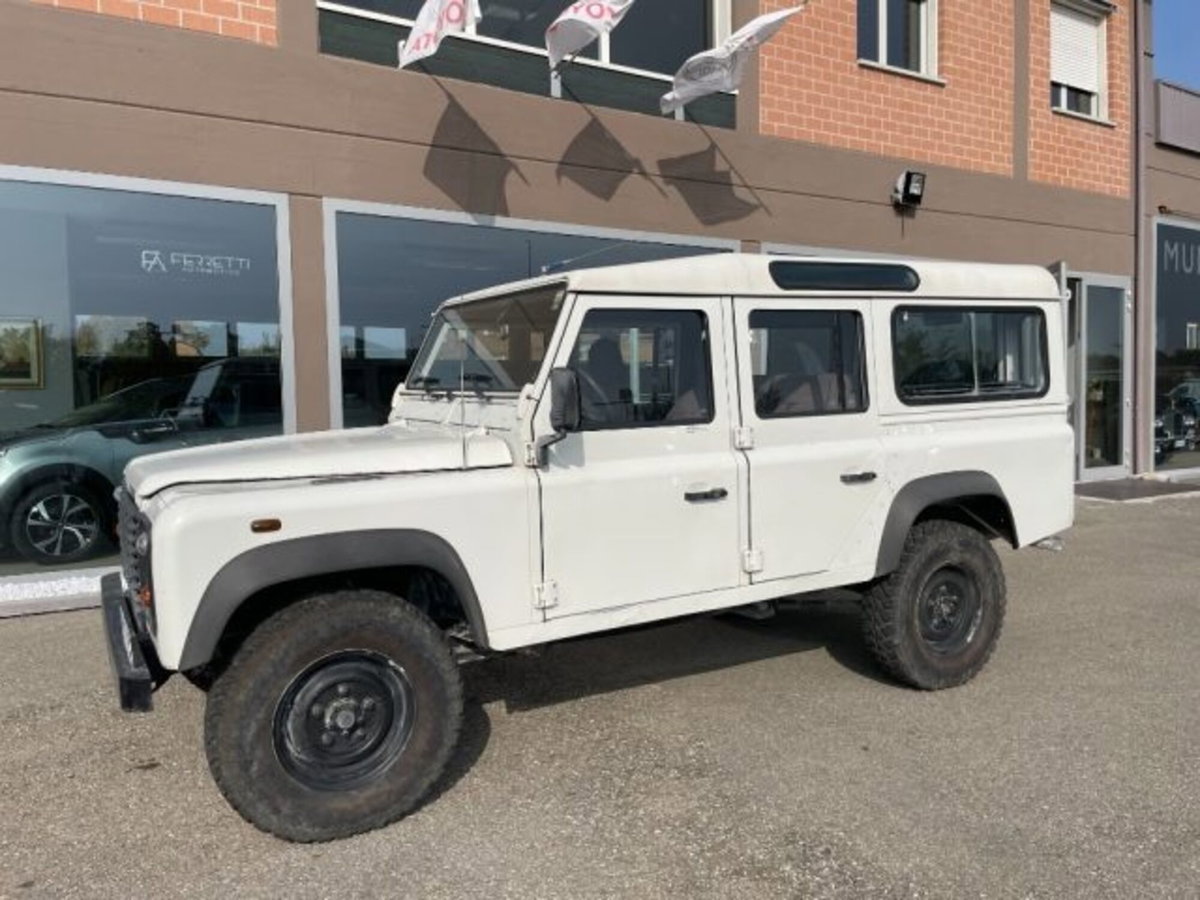 Land Rover Defender 110 2.5 Td5 cat Station Wagon SE