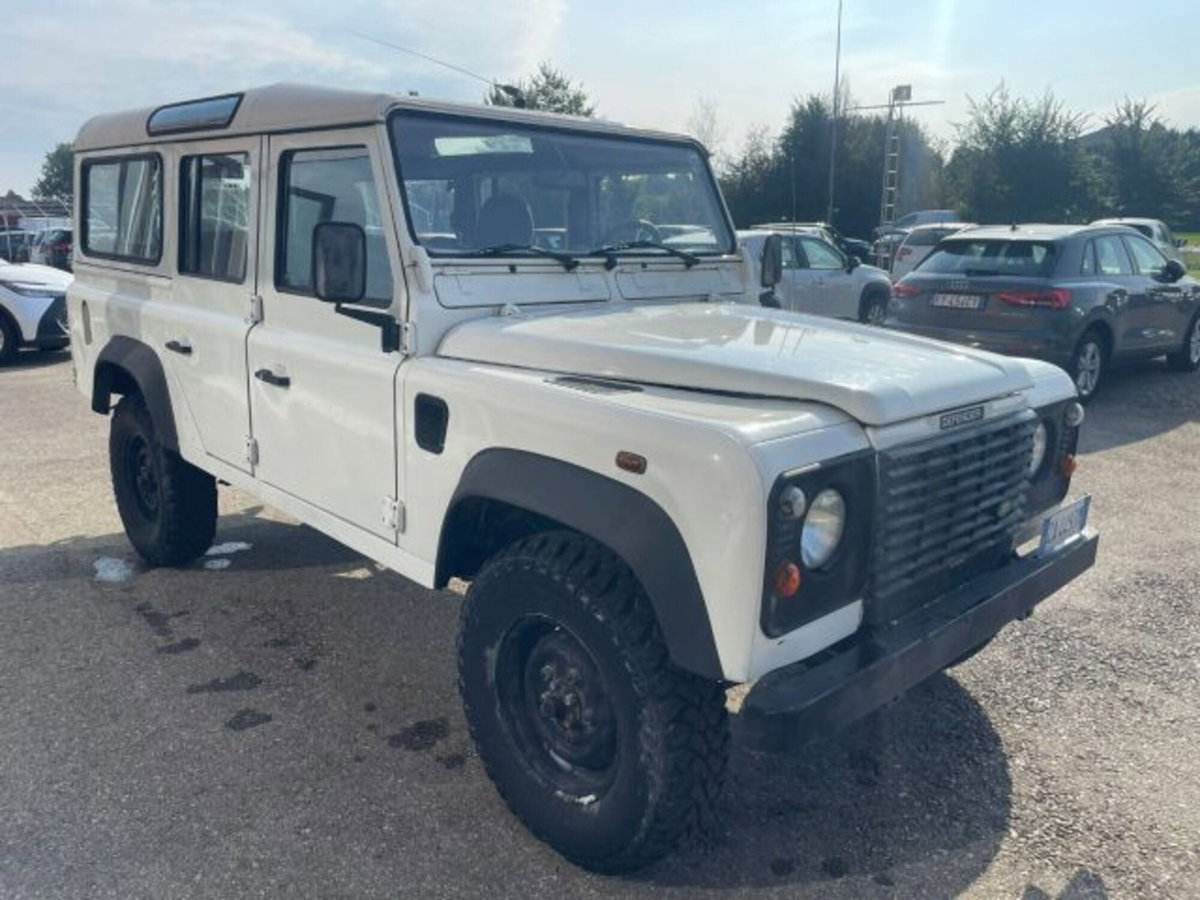 Land Rover Defender 110 2.5 Td5 cat Station Wagon SE (20)