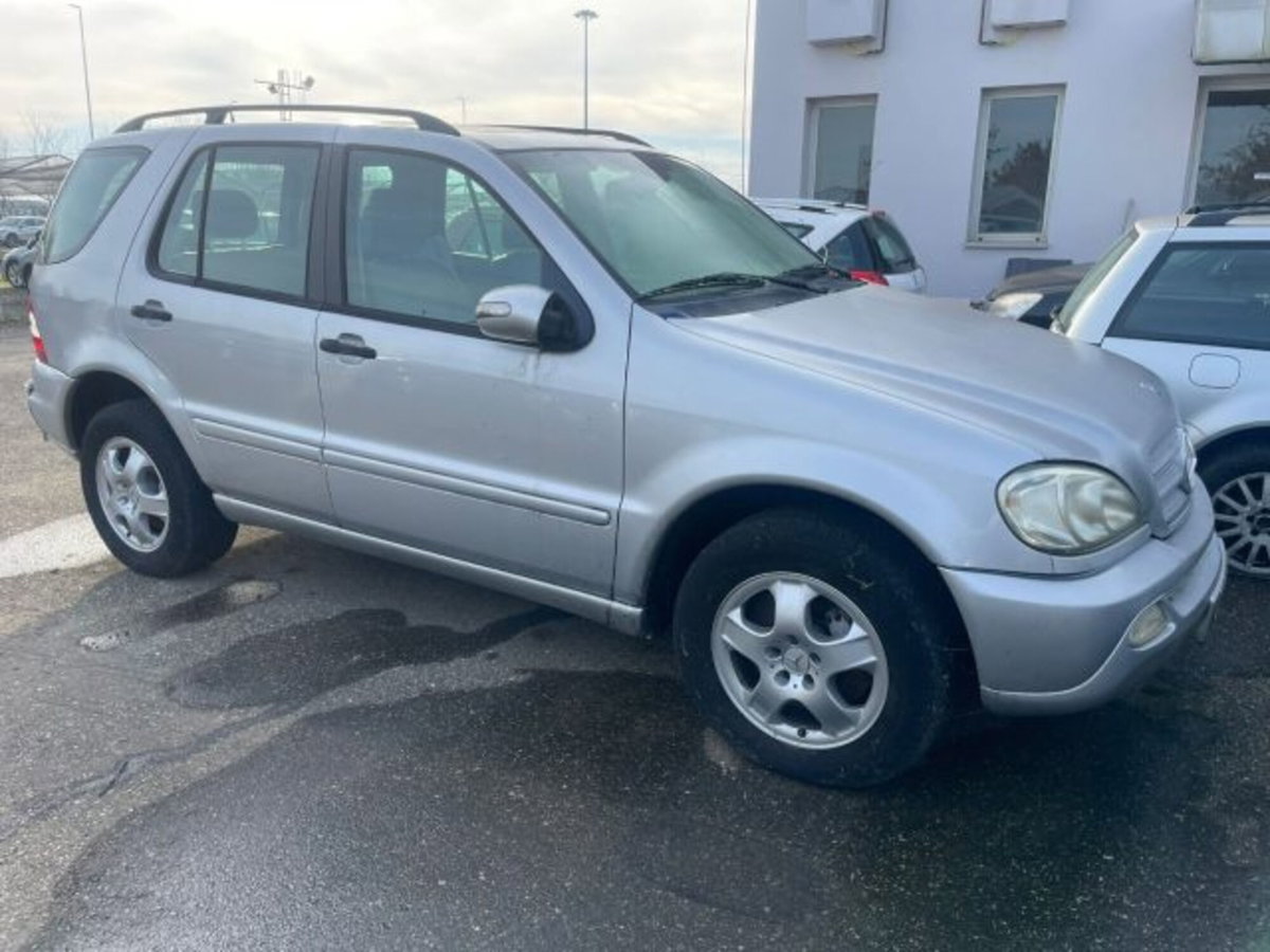 Mercedes-Benz Classe ML 270 turbodiesel cat CDI Classic (2)