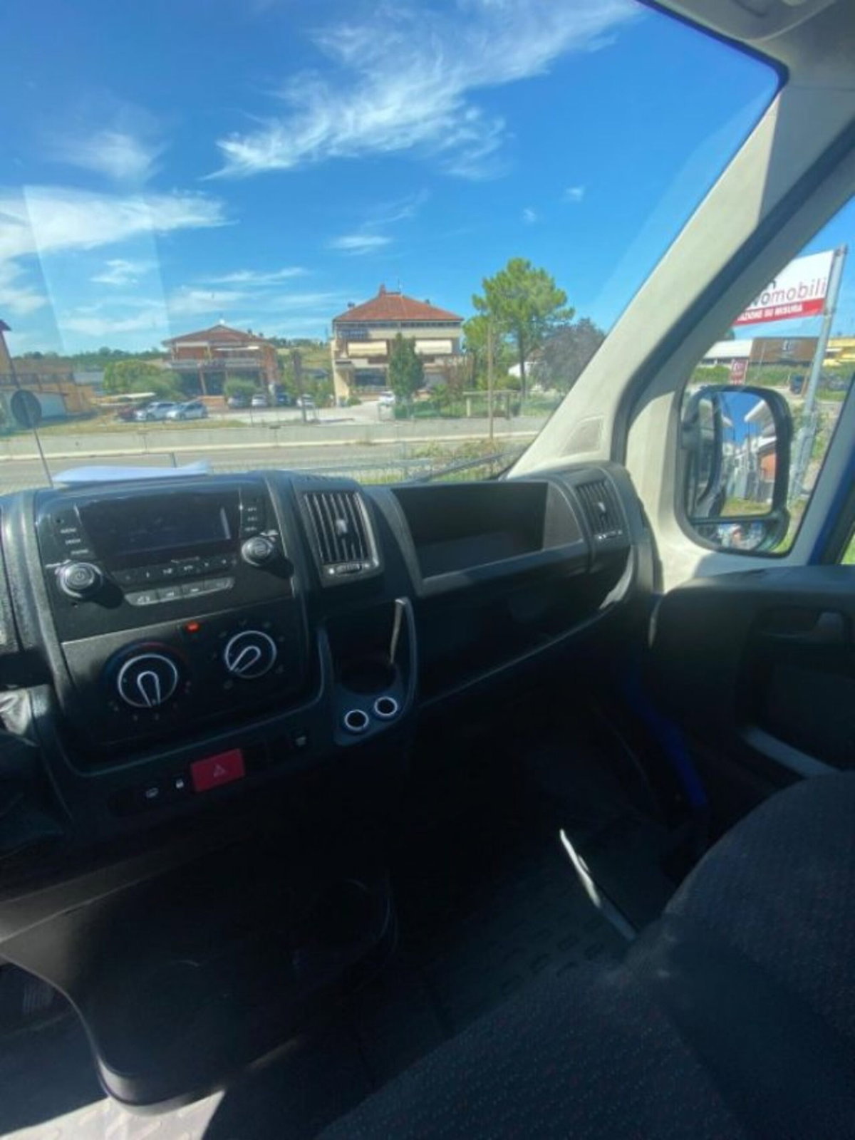 Peugeot Boxer Furgone 330 2.2 BlueHDi 140 S&S PC-TN Furgone Premium (16)