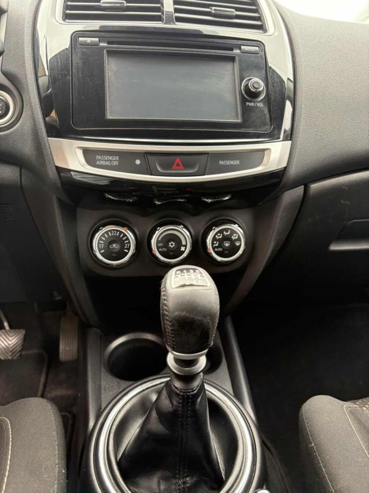 Mitsubishi ASX 1.6 DI-D 114 CV 2WD Inform (8)