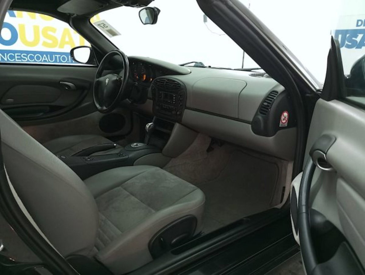 Porsche Boxster 2.7 (9)
