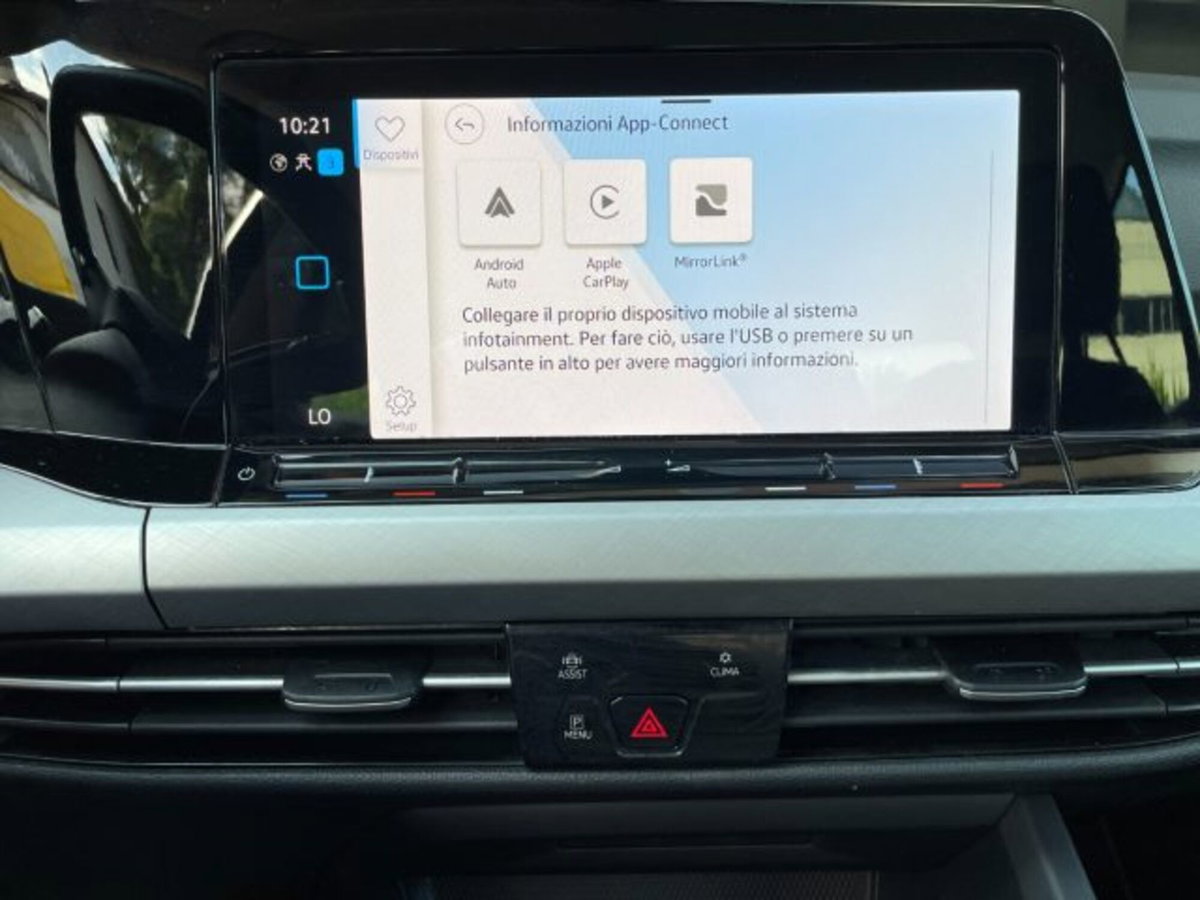 Volkswagen Golf 1.0 eTSI EVO DSG Life (11)