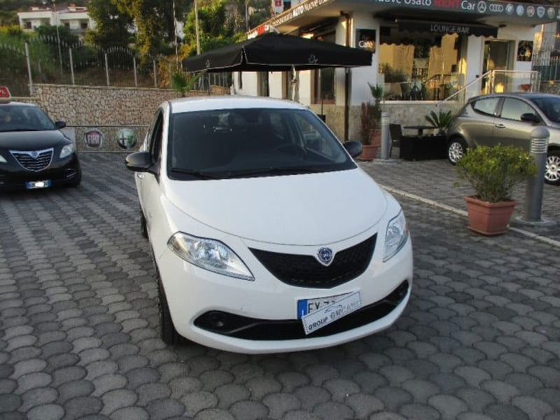 Lancia Ypsilon 1.2 69 CV 5 porte GPL Ecochic Gold