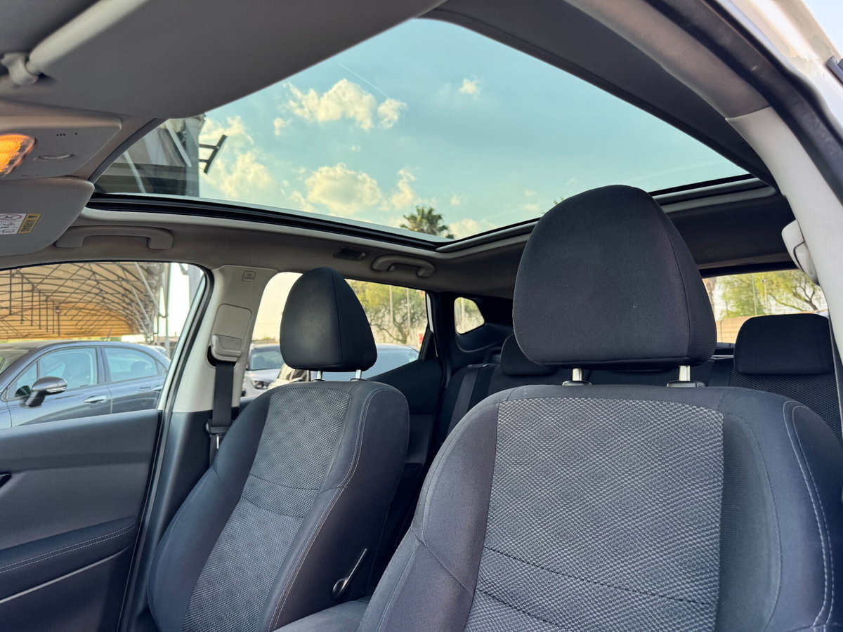 Nissan Qashqai 1.5 dCi Tekna (16)