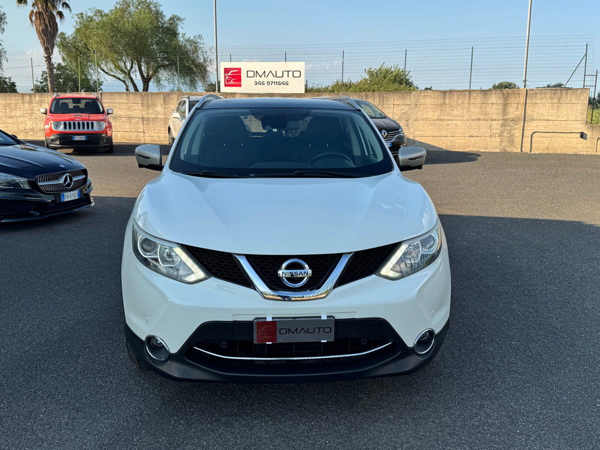 Nissan Qashqai 1.5 dCi Tekna (2)