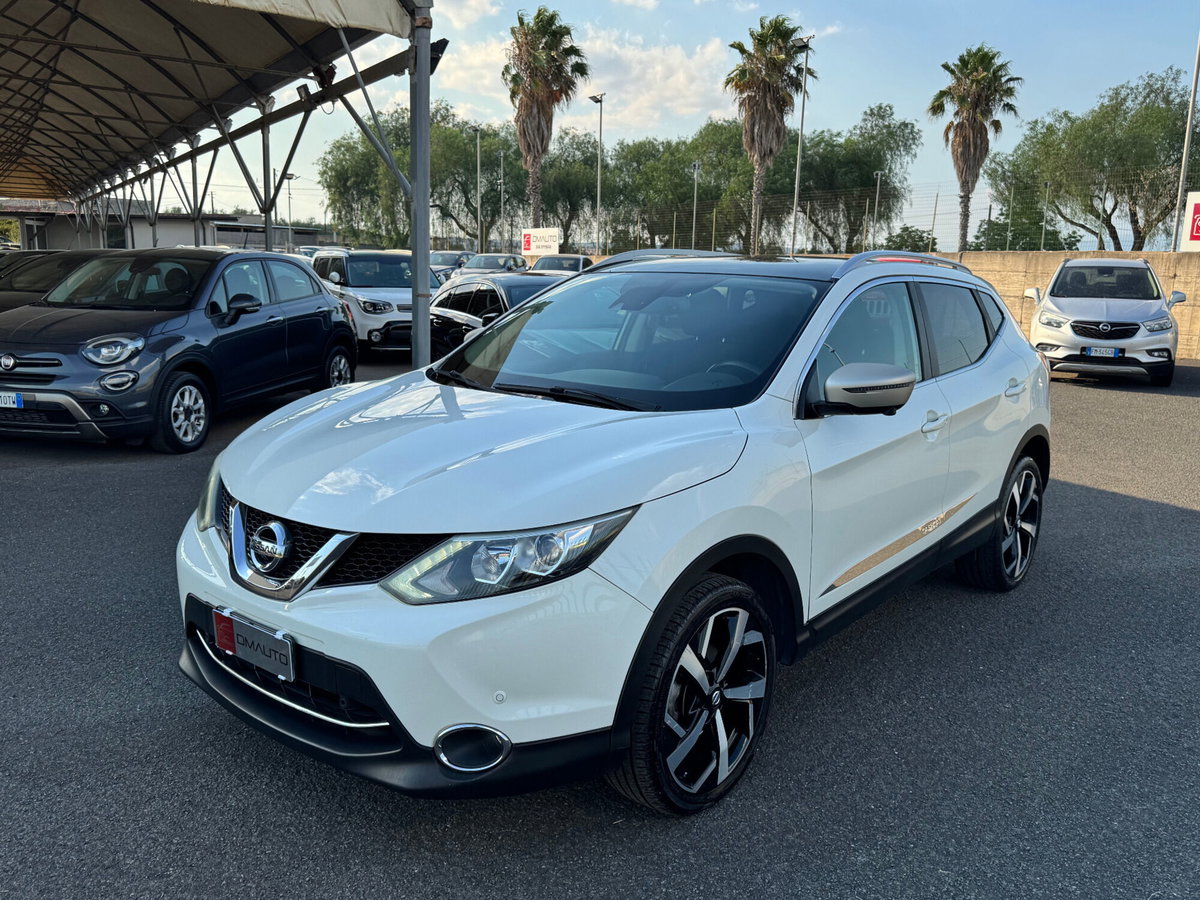 Nissan Qashqai 1.5 dCi Tekna (3)
