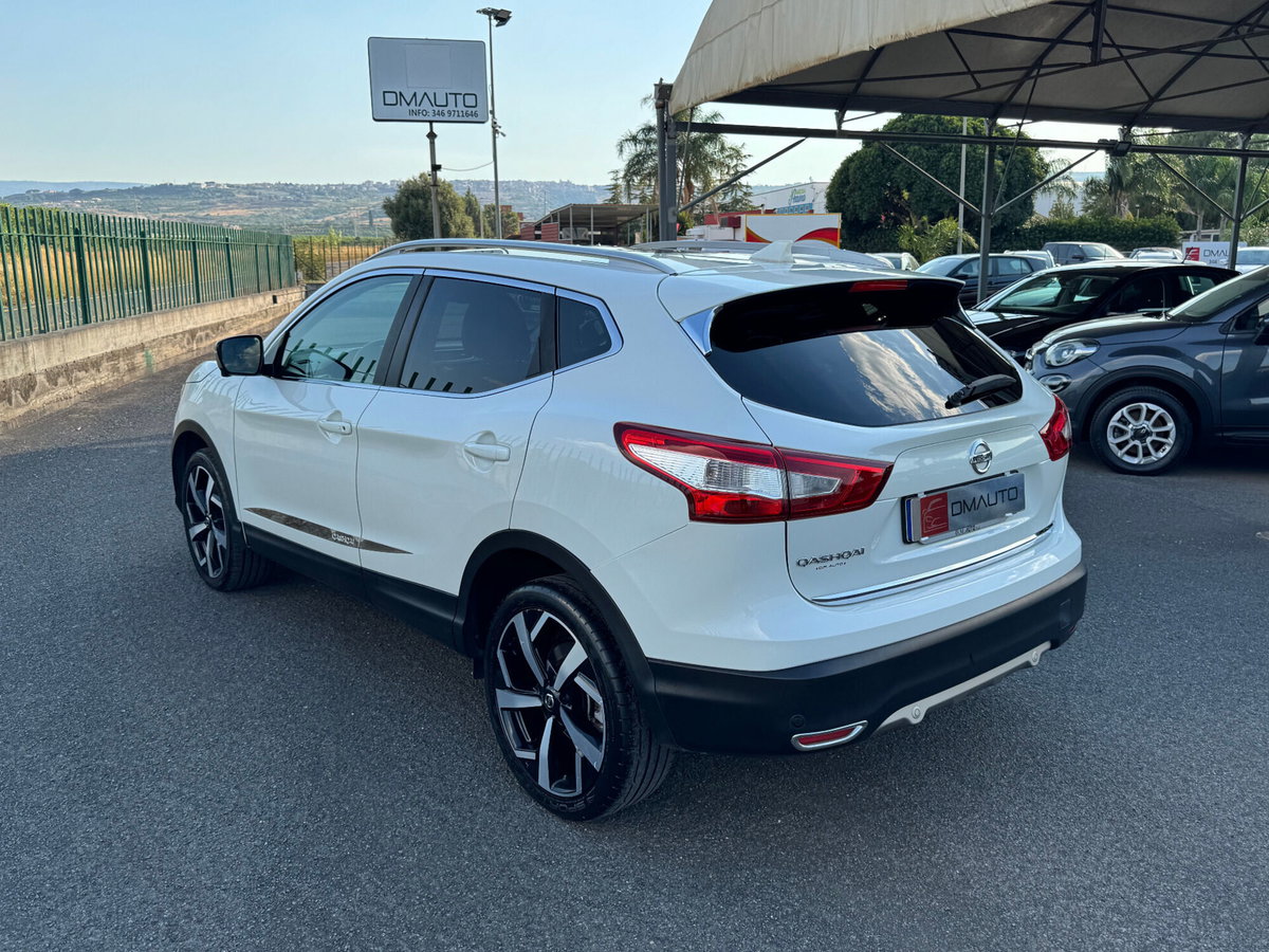 Nissan Qashqai 1.5 dCi Tekna (4)