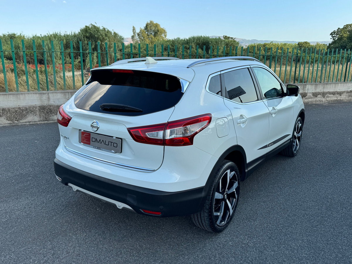Nissan Qashqai 1.5 dCi Tekna (5)
