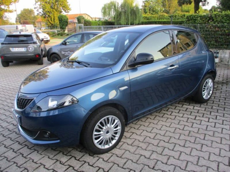 Lancia Ypsilon 1.0 FireFly 5 porte S&S Hybrid Gold Plus