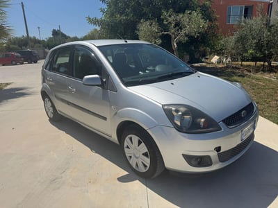 Ford Fiesta 1.4 TDCi 5p. Ghia usata