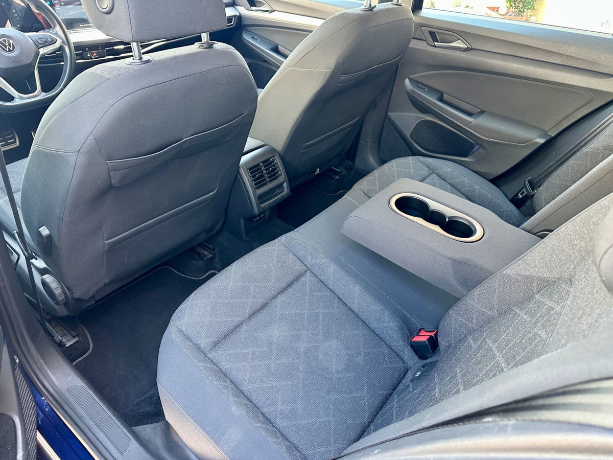 Volkswagen Golf 2.0 TDI 150 CV DSG SCR R-Line (15)
