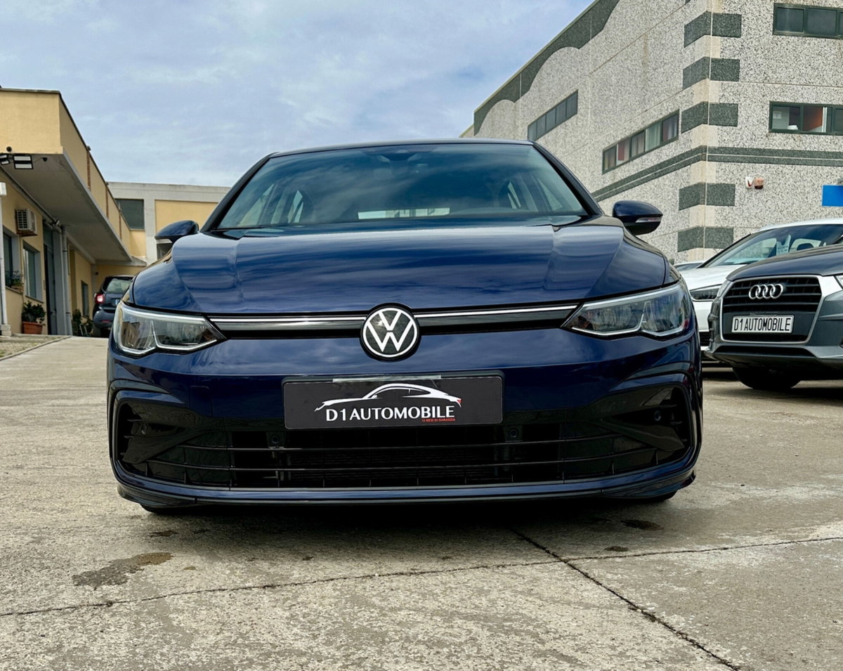 Volkswagen Golf 2.0 TDI 150 CV DSG SCR R-Line (6)