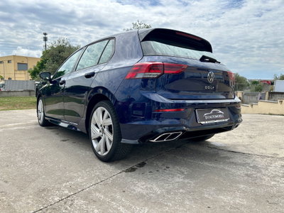 Volkswagen Golf 2.0 TDI 150 CV DSG SCR R-Line (9)