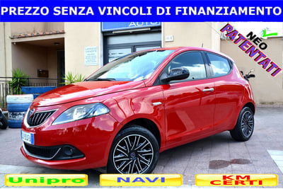 Lancia Ypsilon 1.0 FireFly 5 porte S&S Hybrid Gold Plus usata