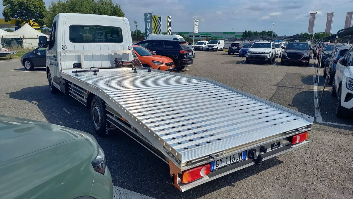 Renault Master FWD T35 2.0 blue dci 130cv L3 carro (3)