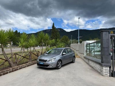 Peugeot 308 BlueHDi 120 S&S Allure usata