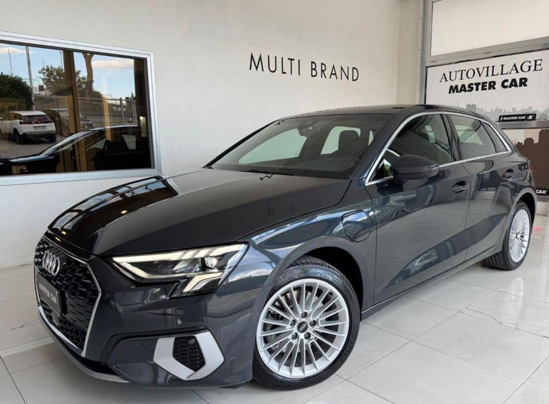 Audi A3 Sportback 40 TFSI e S tronic Business Advanced
