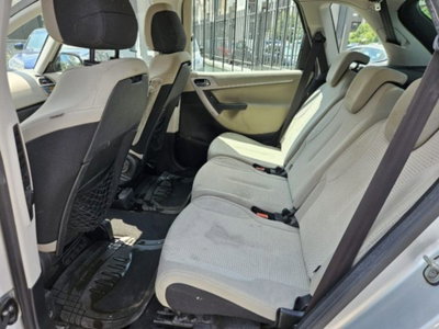 Citroen C4 Picasso 1.6 HDi 110 FAP Business (12)