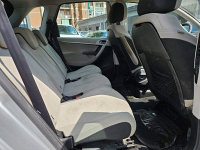 Citroen C4 Picasso 1.6 HDi 110 FAP Business (9)
