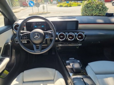Mercedes-Benz Classe A Sedan 180 d Automatic 4p. Business (9)