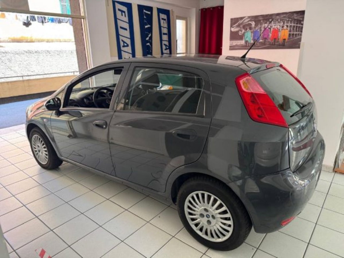 Fiat Punto 1.2 8V 5 porte Easy (2)