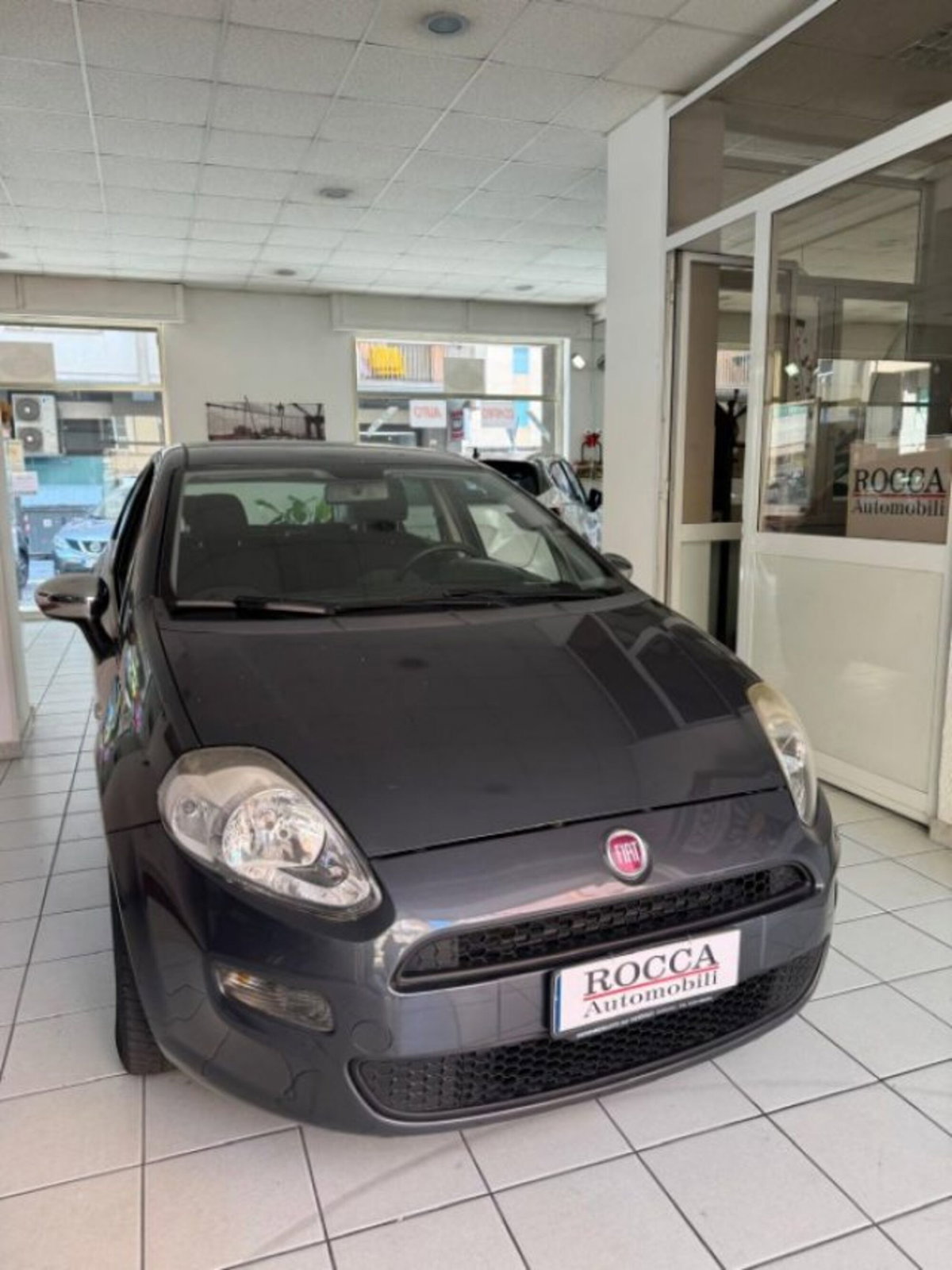 Fiat Punto 1.2 8V 5 porte Easy (3)
