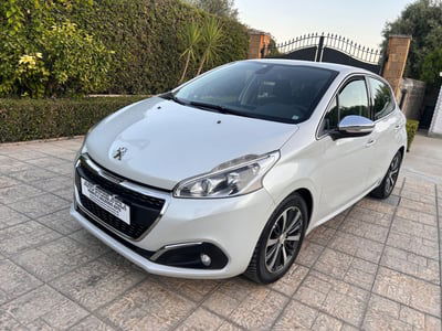 Peugeot 208 75 5 porte Allure usata
