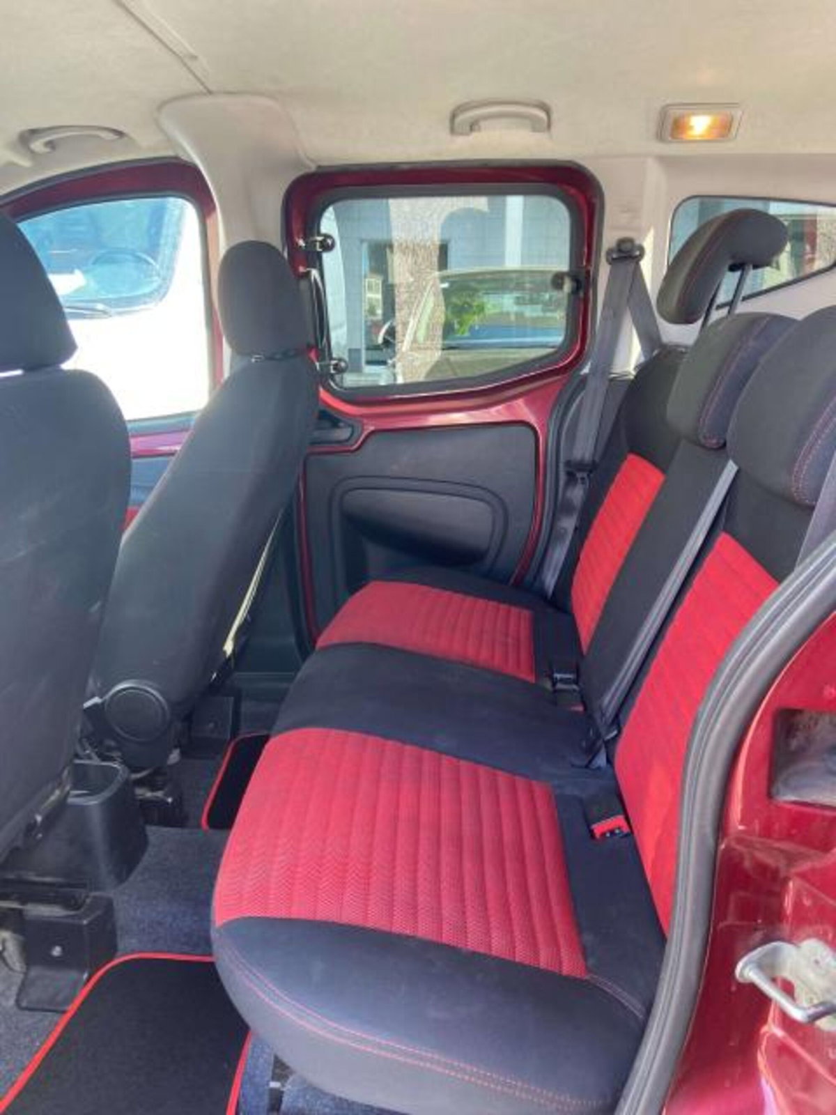 Fiat Qubo 1.3 MJT 95 CV Trekking (10)