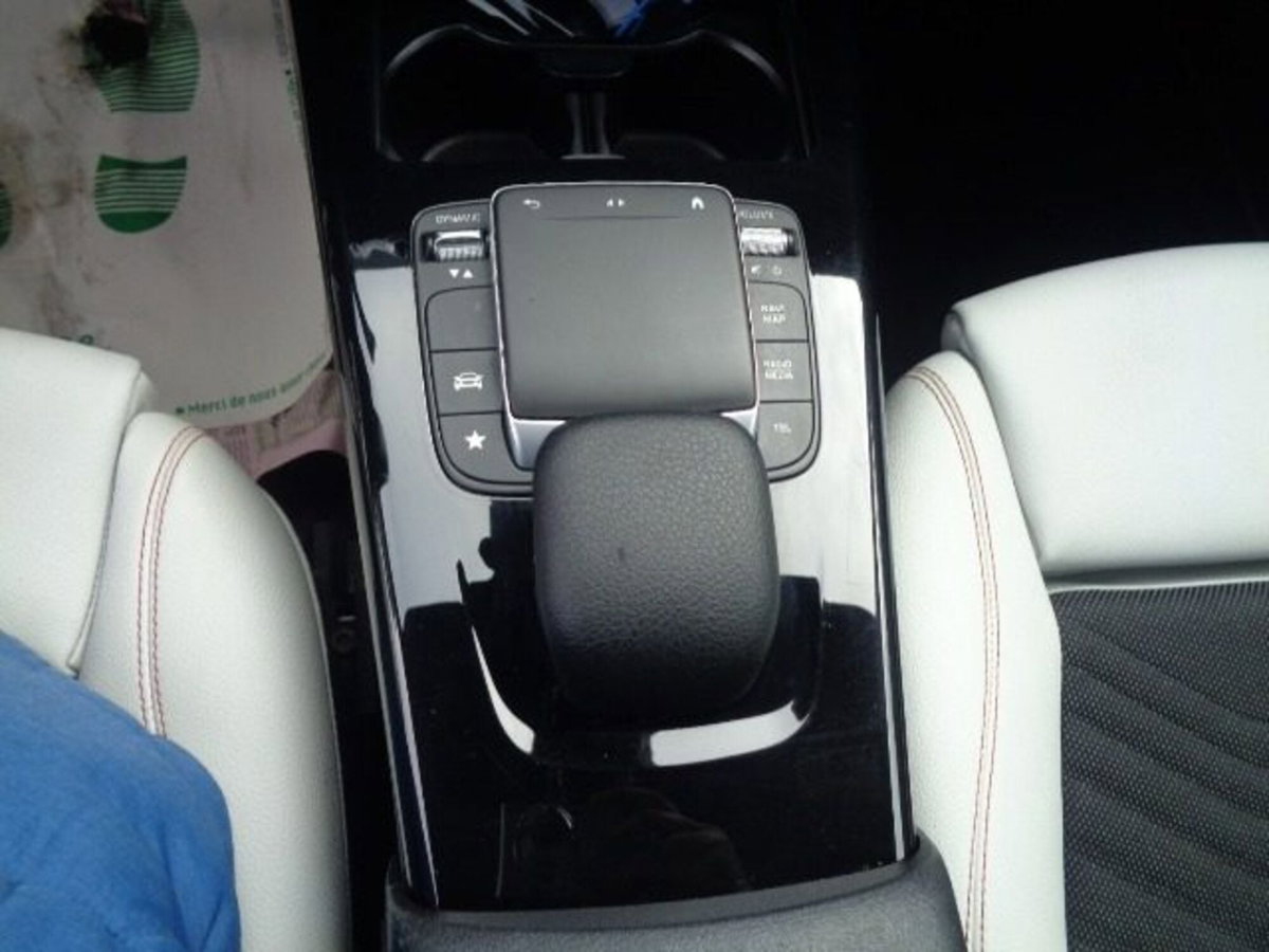 Mercedes-Benz Classe A Sedan 180 d Automatic 4p. Business (10)