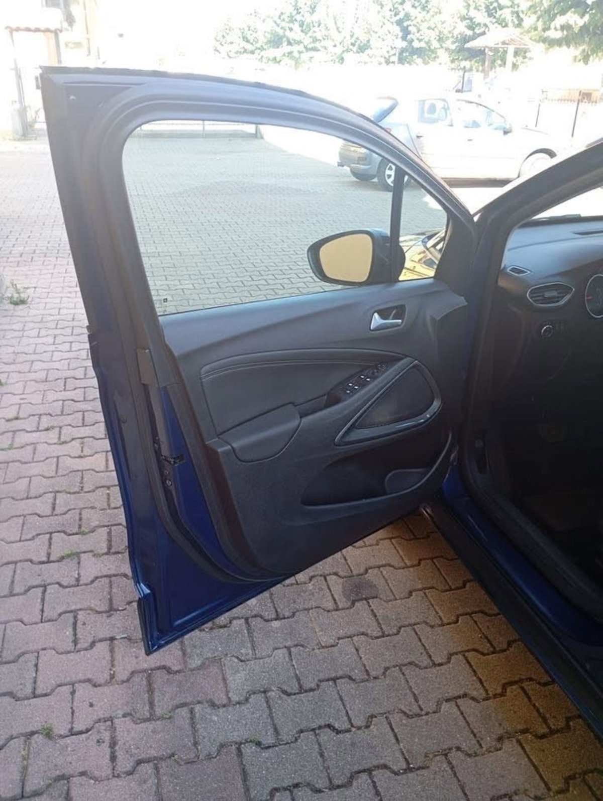 Opel Crossland 1.5 ECOTEC D 120 CV Start&Stop aut. GS Line (11)