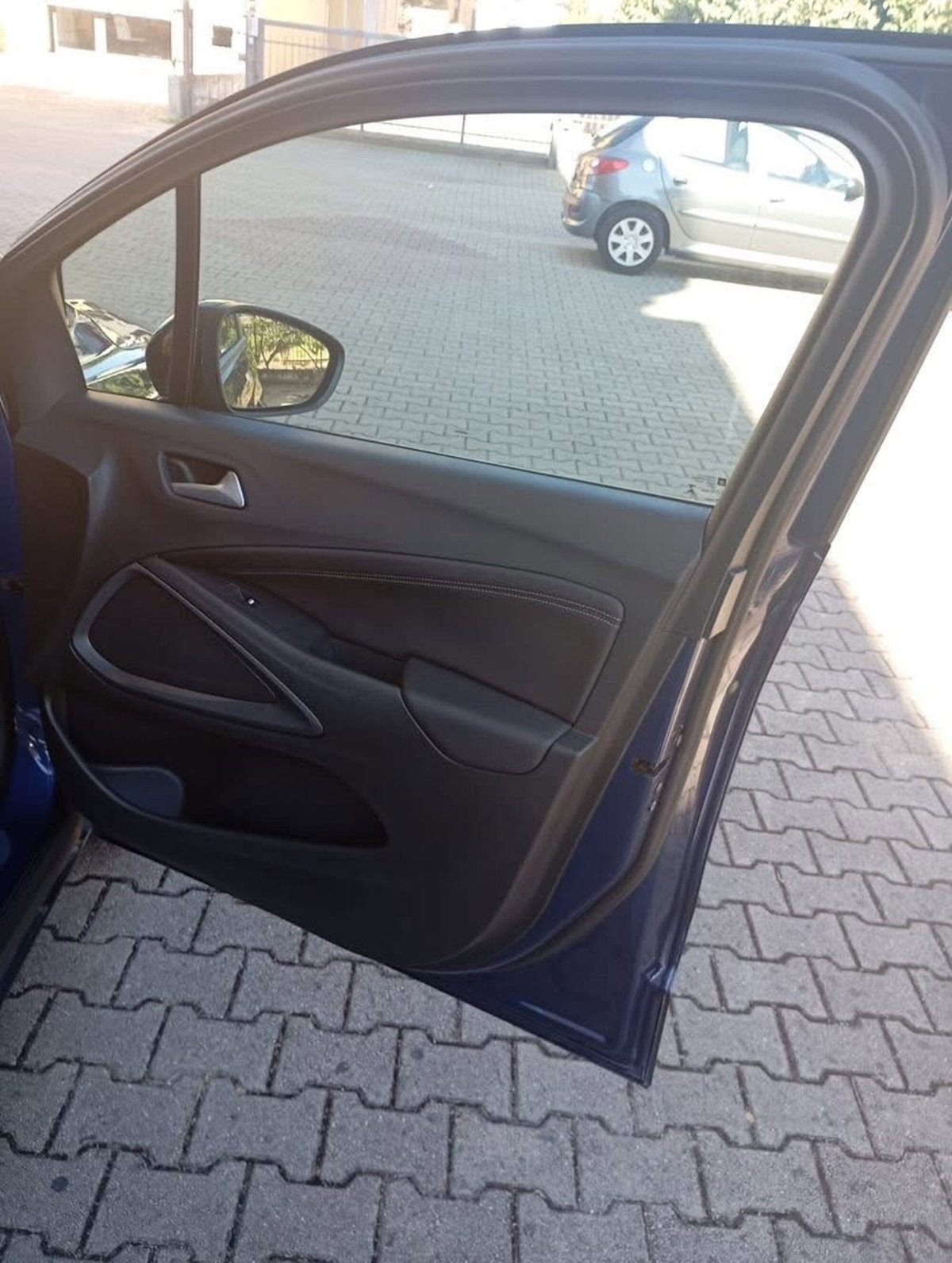 Opel Crossland 1.5 ECOTEC D 120 CV Start&Stop aut. GS Line (20)