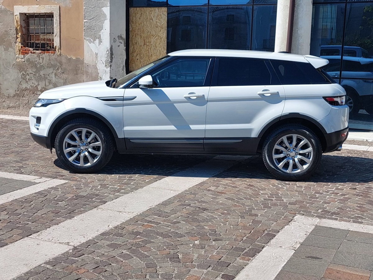 Land Rover Range Rover Evoque 2.2 TD4 5p. Dynamic (2)