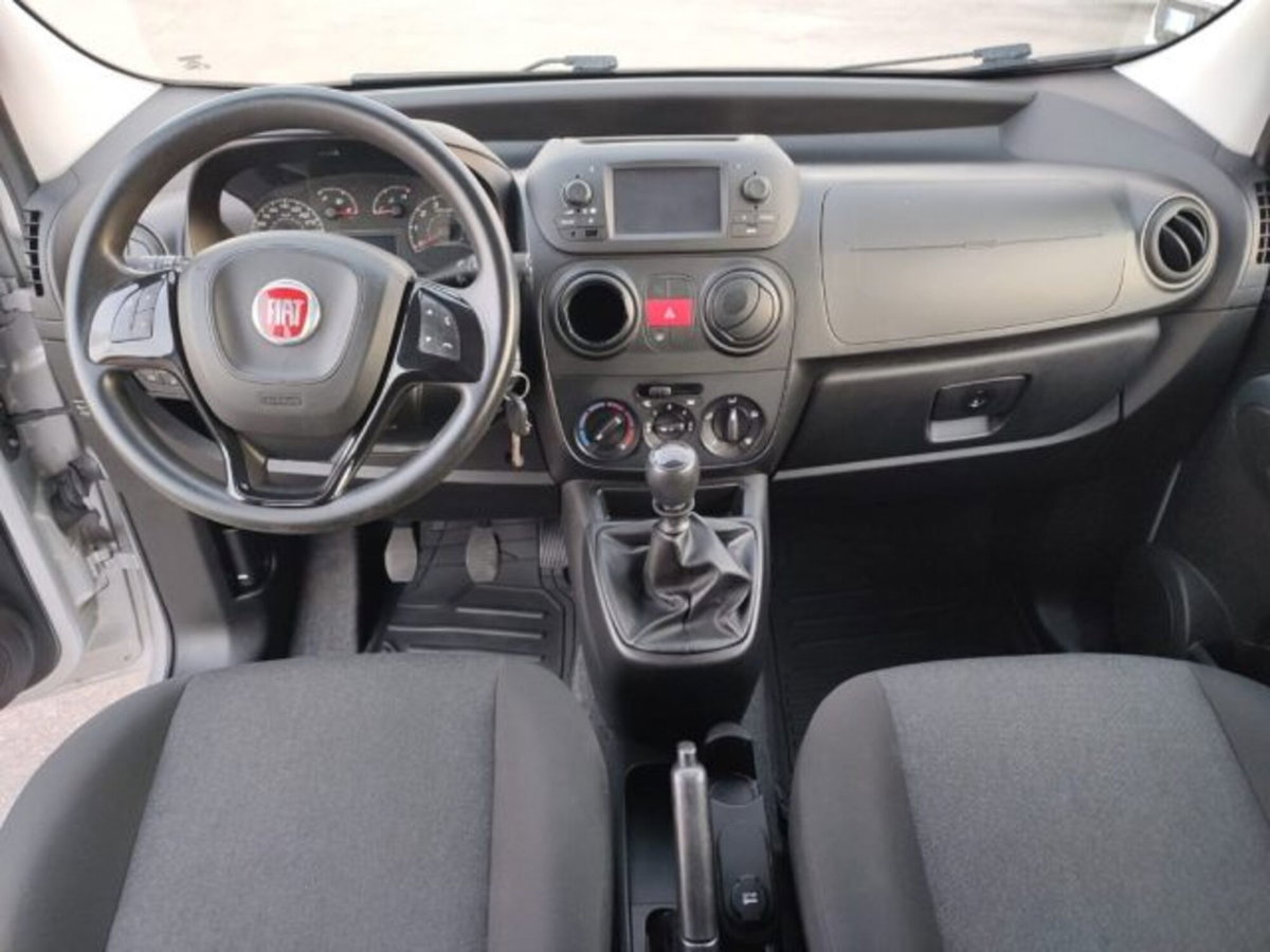 Fiat Qubo 1.4 8V 77 CV Lounge (9)