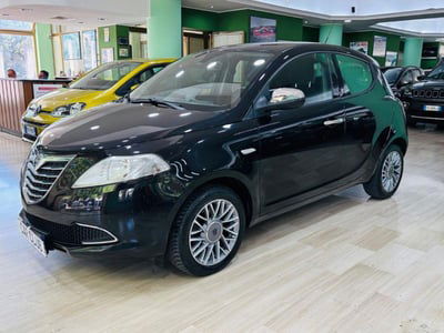Lancia Ypsilon 1.2 69 CV 5 porte Gold usata