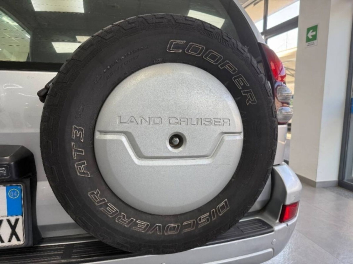 Toyota Land Cruiser D-4D 16V cat 3 porte (10)