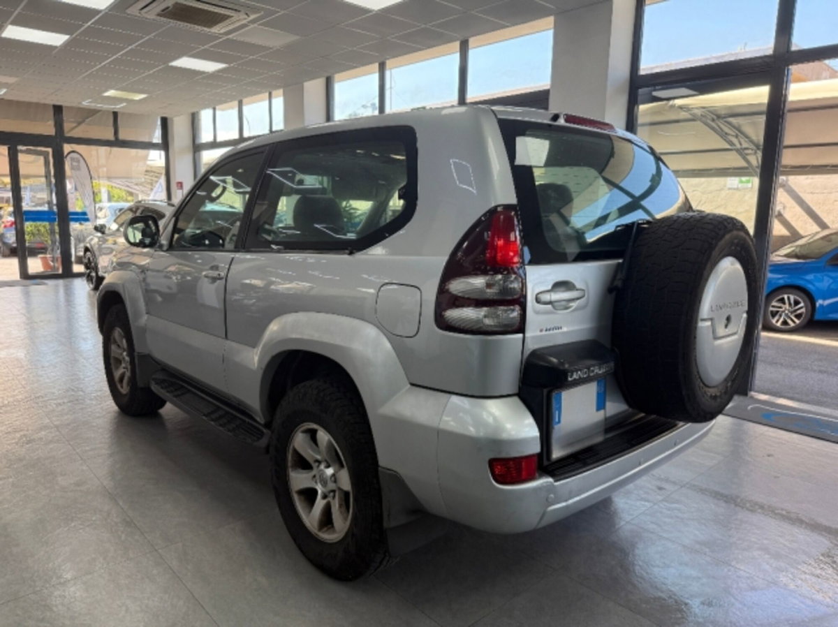 Toyota Land Cruiser D-4D 16V cat 3 porte (5)