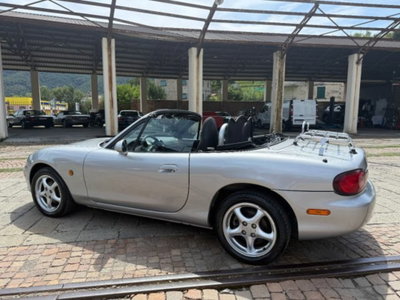 Mazda MX-5 1.6i 16V cat (12)