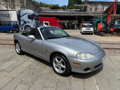Mazda MX-5 1.6i 16V cat (2)