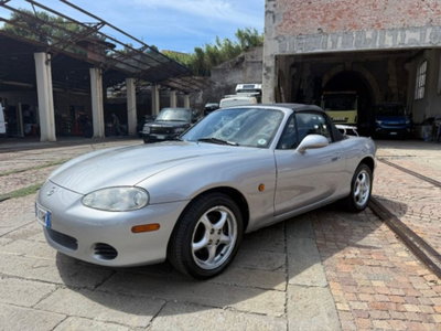 Mazda MX-5 1.6i 16V cat (9)