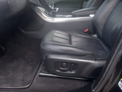 Land Rover Range Rover Sport 3.0D l6 249 CV SE (14)